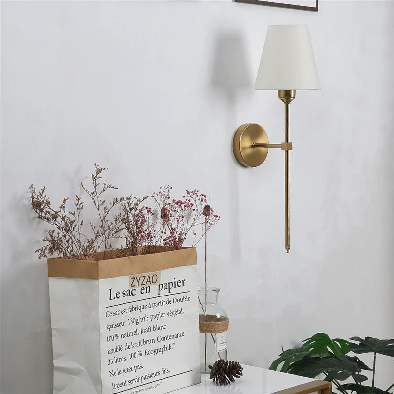 wall-lamp-gold-picture